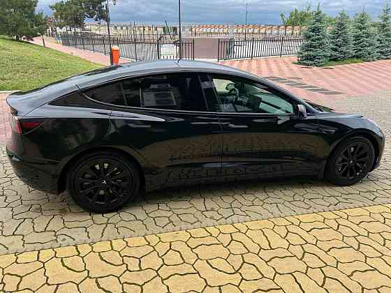 Tesla Model 3 2022 год Бендеры Бендеры