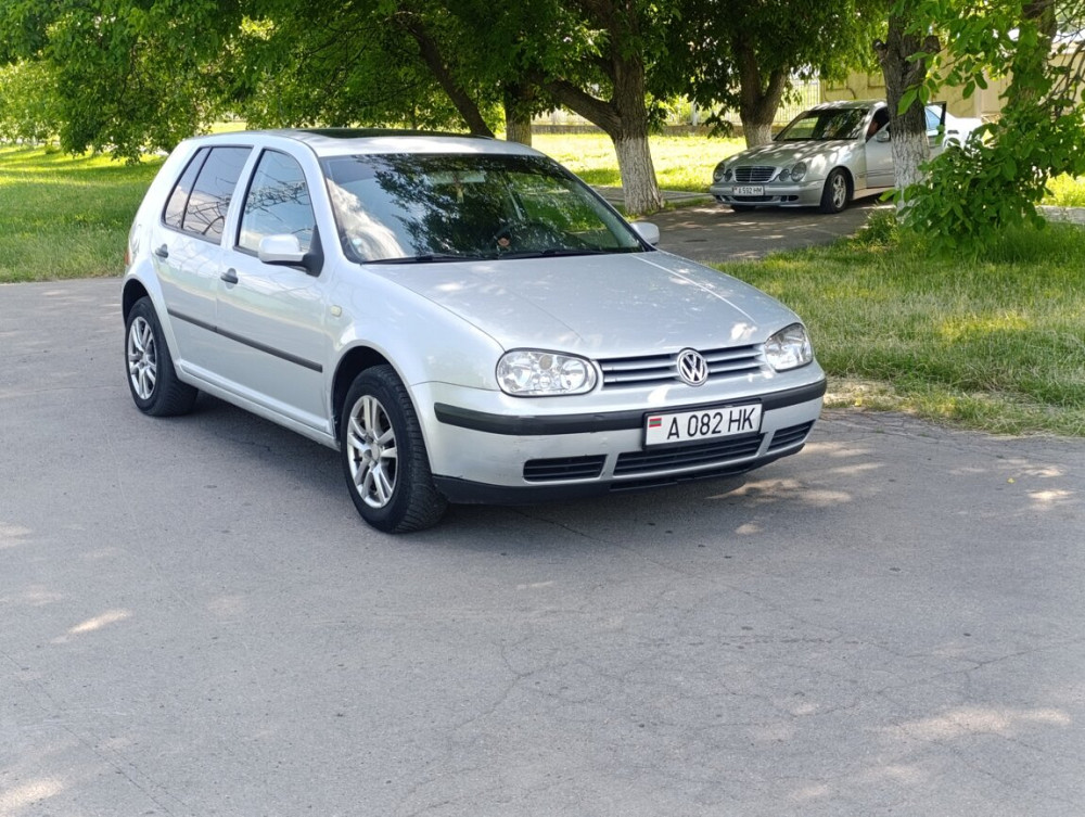 Volkswagen Golf 1999 год Бендеры Бендеры - изображение 1