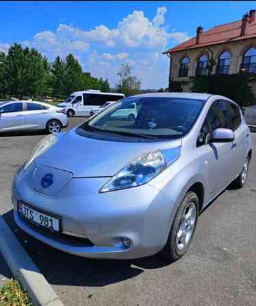 Nissan Leaf 2011 год Бендеры Бендеры