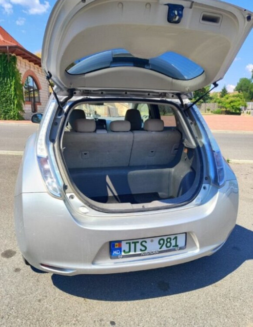 Nissan Leaf 2011 год Бендеры Бендеры - изображение 5