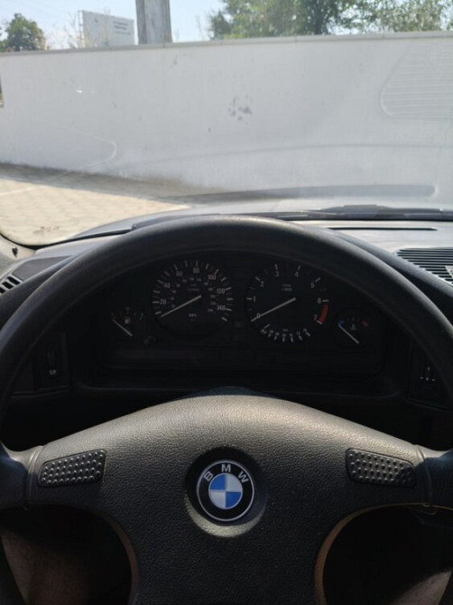 BMW 5 Series 1992 год Днестровск Dnestrovsc - fotografie 9