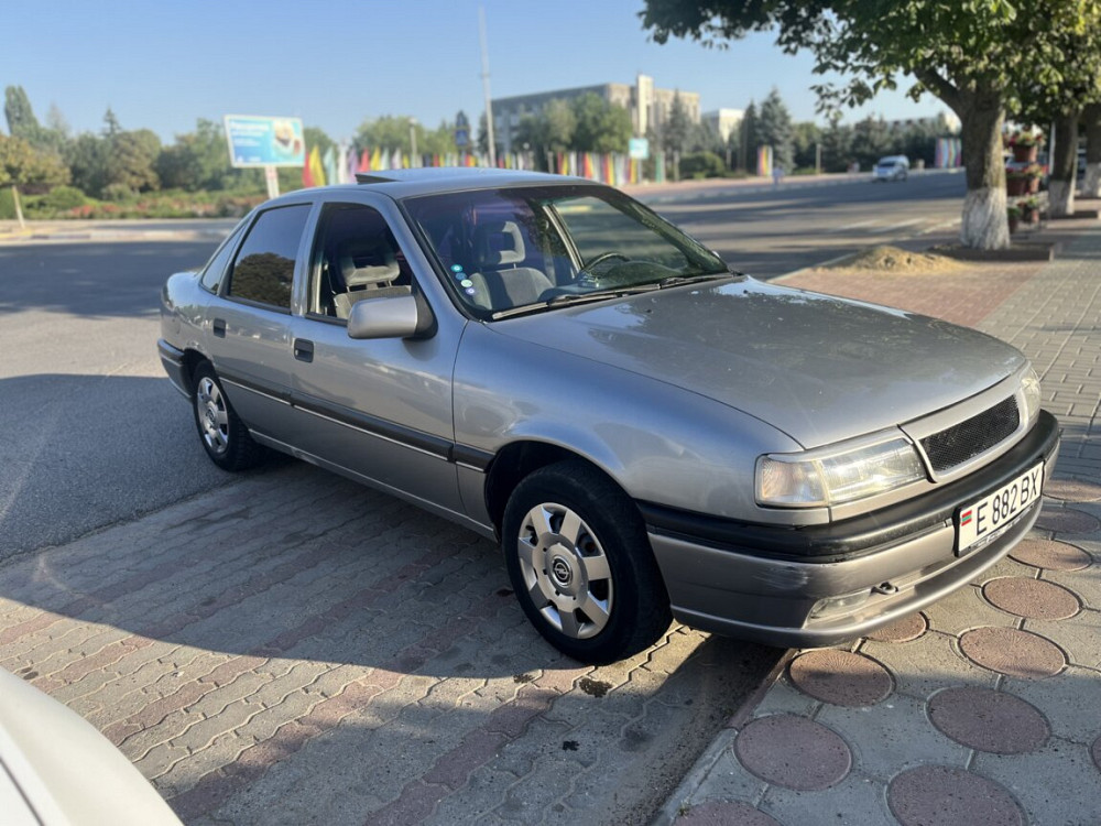 Opel Vectra 1994 год Дубоссары Дубоссары - изображение 4