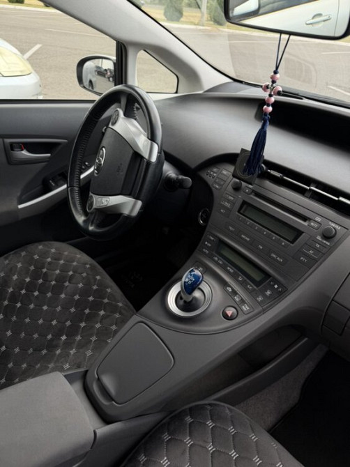 Toyota Prius 2010 год Бендеры Бендеры - изображение 8