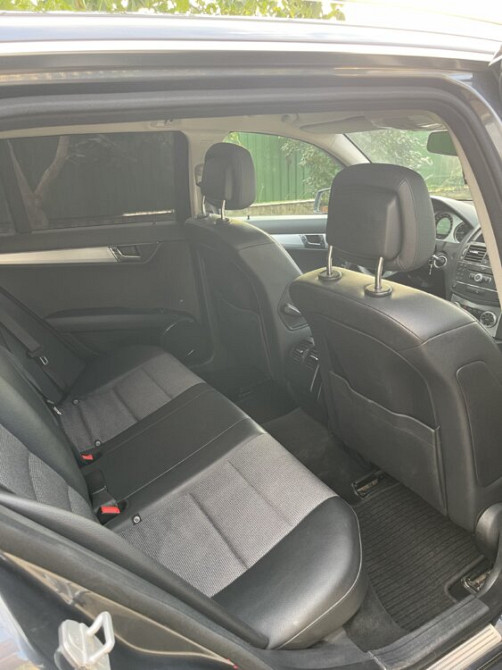 Mercedes C-Class 2009 год Слободзея Slobozia - fotografie 10