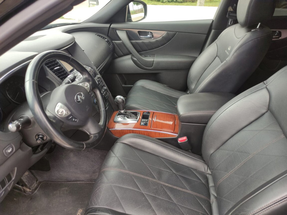 Срочно! Infiniti QX70 2015 года, 3.7 бензин. Резина - изображение 8