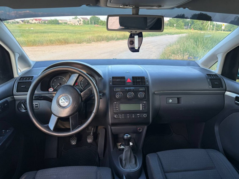 Volkswagen Touran 2004 год Дубоссары Дубоссары - изображение 4