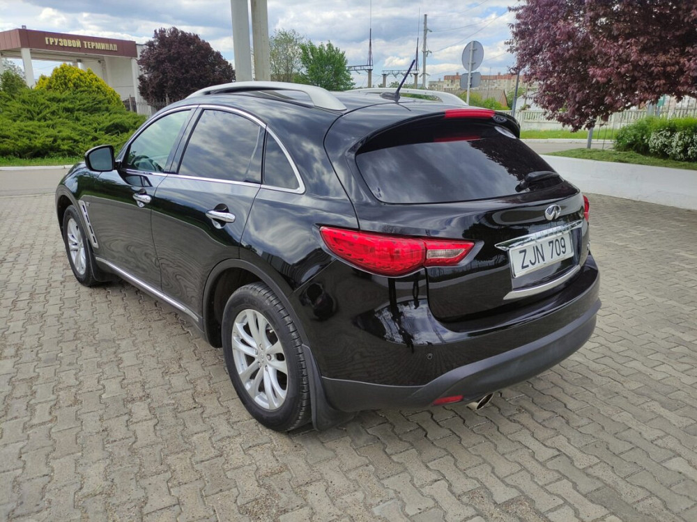 Infiniti QX70 2015 года, 3.7 бензин нейтральные номера. Rîbnița - fotografie 5