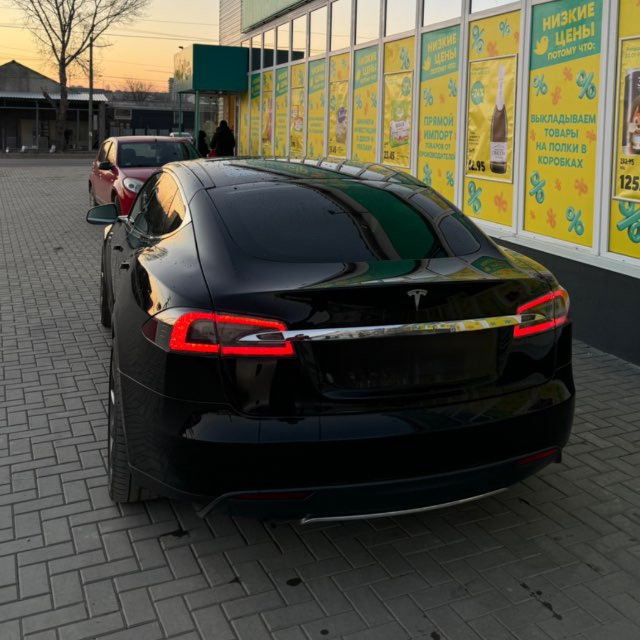 Tesla Model S 2024 an Tiraspol Tiraspol - fotografie 9