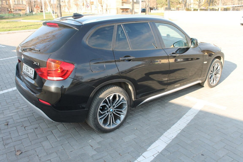 BMW X1 2011 год Бендеры Бендеры - изображение 9
