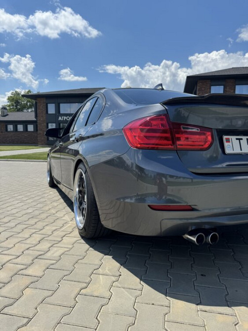 BMW 3 Series 2014 год Тирасполь Тирасполь - изображение 6