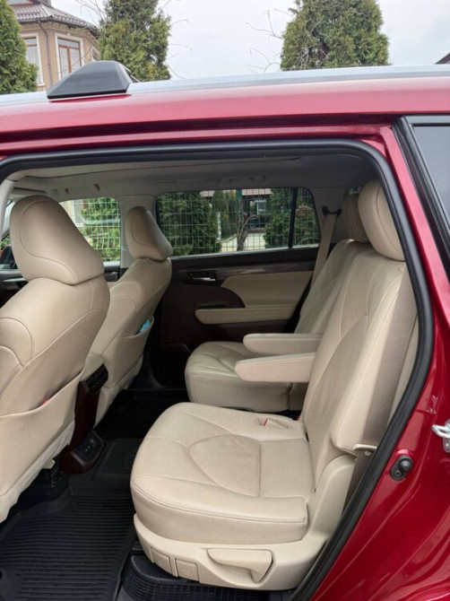 Toyota Highlander 2021 год Тирасполь Тирасполь - изображение 9