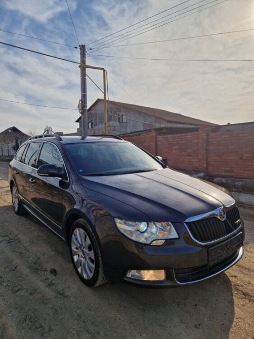 Skoda Superb 2011 год Дубоссары Дубоссары - изображение 1
