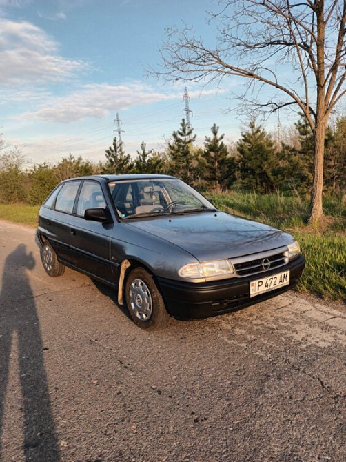 Opel Astra 1993 год Рыбница Рыбница - изображение 1
