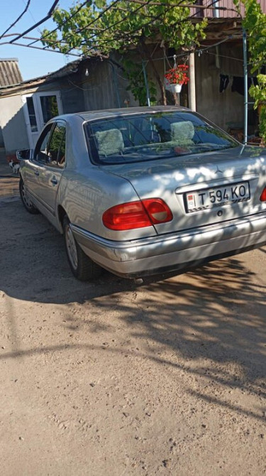 Mercedes E-Class 1997 год Тирасполь Тирасполь - изображение 4
