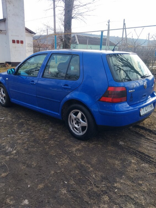 Volkswagen Golf 2002 an Pervomaisc Pervomaisc - fotografie 1