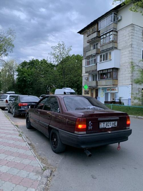 Opel Omega 1990 год Тирасполь Тирасполь - изображение 1