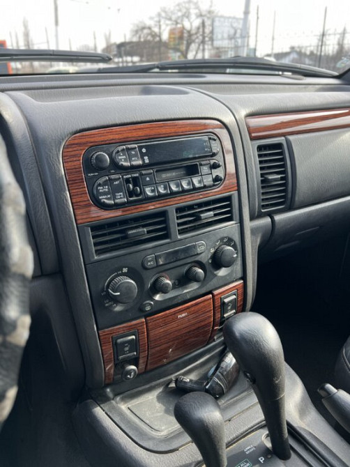Jeep Grand Cherokee 1999 год Бендеры Бендеры - изображение 7