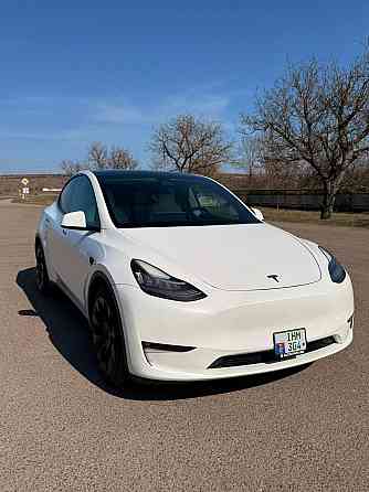 Tesla Model Y 2021 год Кишинёв Кишинёв