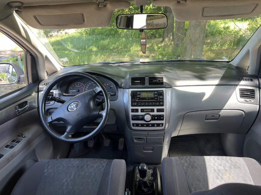 Toyota Avensis Verso 2003 год Тирасполь Тирасполь - изображение 3