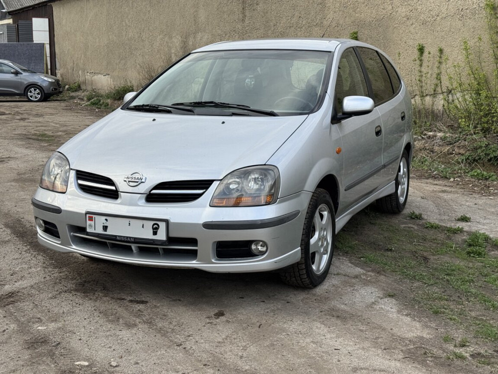 Nissan Almera Tino 2001 год Дубоссары Дубоссары - изображение 1