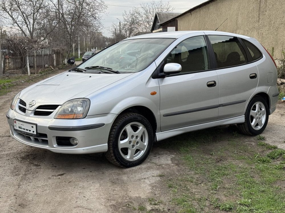 Nissan Almera Tino 2001 год Дубоссары Дубоссары - изображение 3