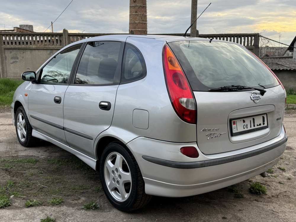 Nissan Almera Tino 2001 год Дубоссары Дубоссары - изображение 5