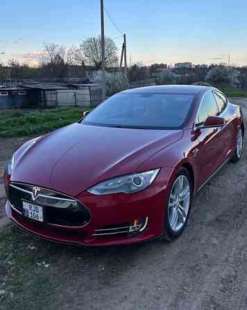 Tesla Model S 2014 год Рыбница Рыбница