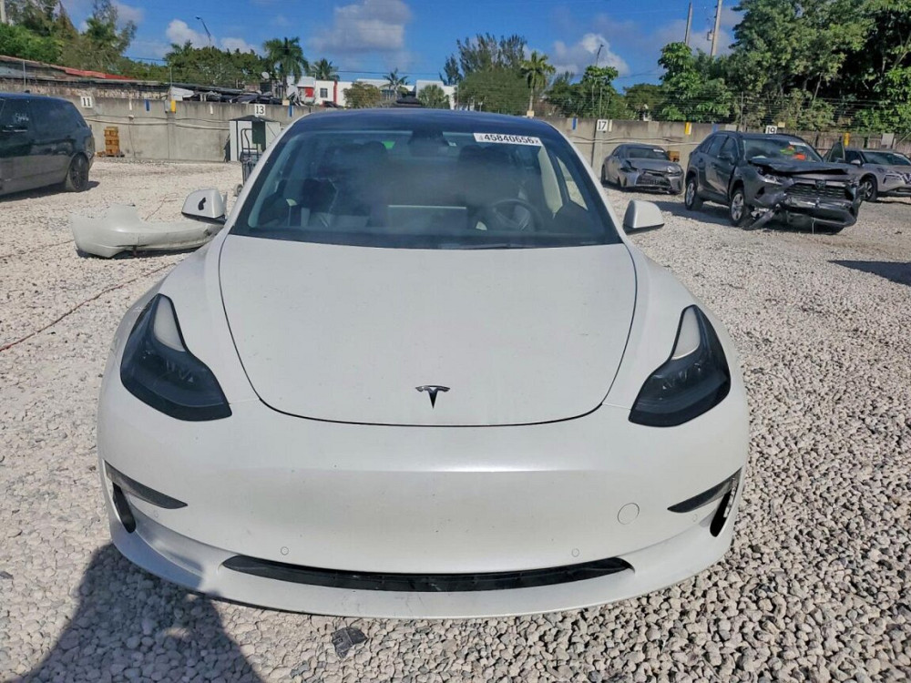Tesla Model 3 2022 год Тирасполь Тирасполь - изображение 1