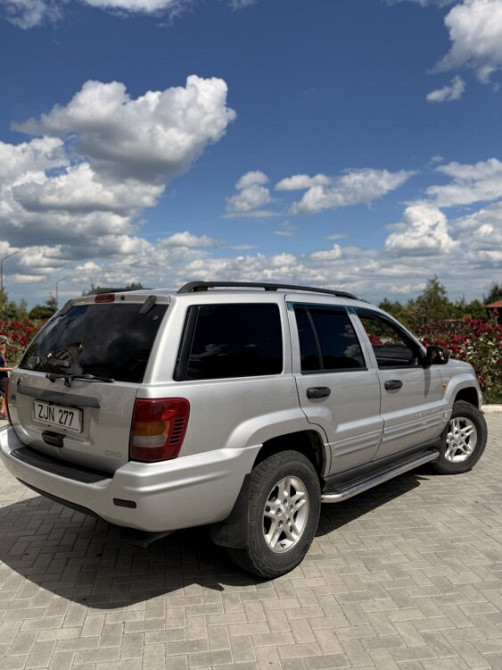 Jeep Grand Cherokee 2004 год Бендеры Бендеры - изображение 2