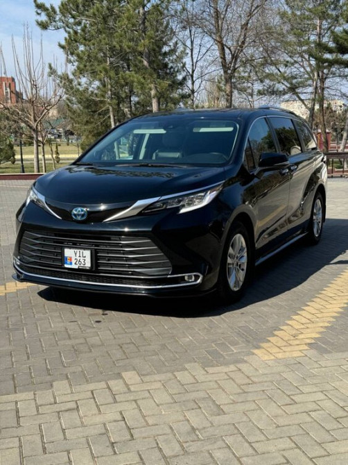 Toyota Sienna 2023 год Тирасполь Тирасполь - изображение 3