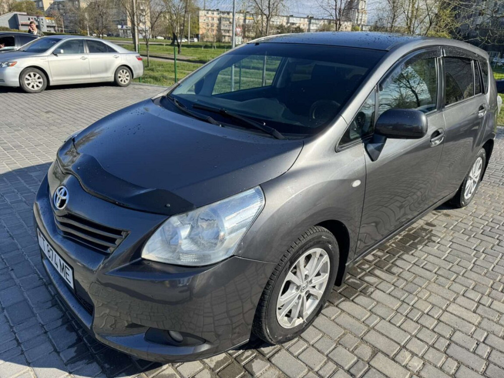 Toyota Verso 2011 год Тирасполь Тирасполь - изображение 4