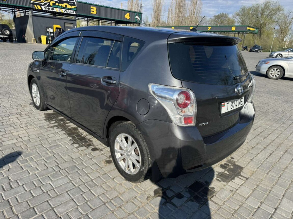 Toyota Verso 2011 год Тирасполь Тирасполь - изображение 3