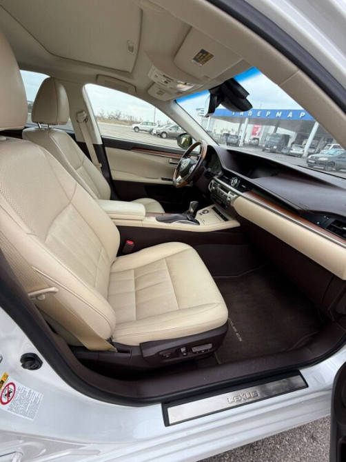 Lexus ES 2016 an Bender Bender - fotografie 7