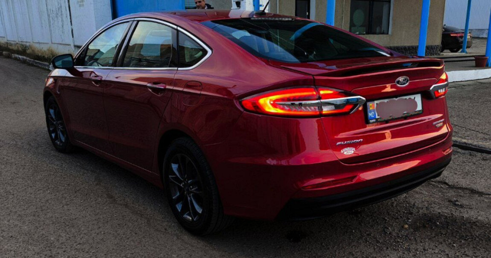 Ford Fusion 2019 an Bender Bender - fotografie 5