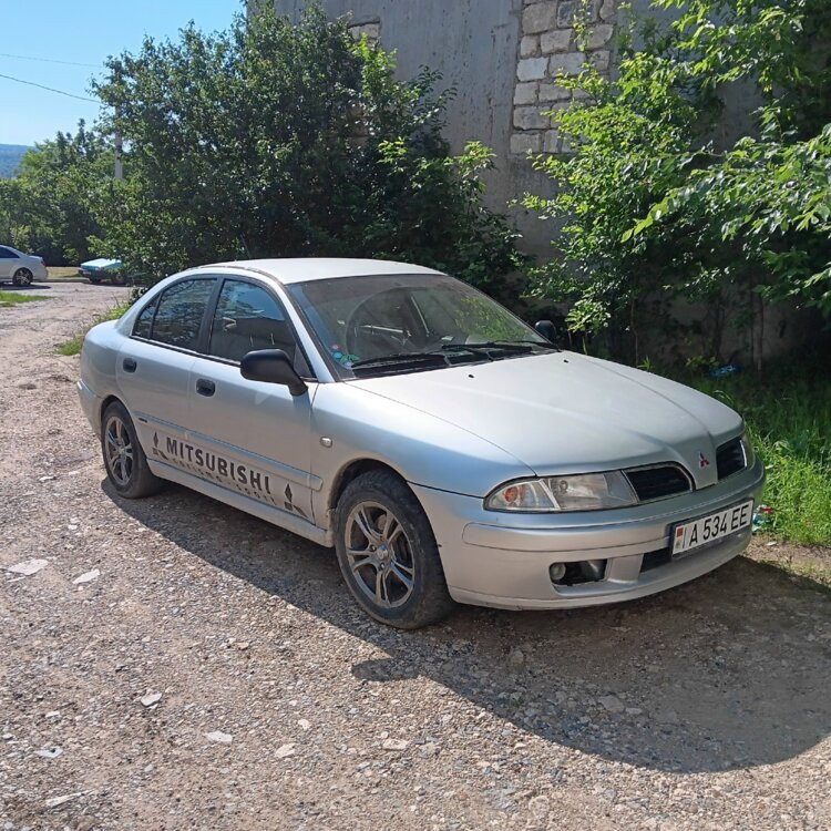 Mitsubishi Carisma 2001 an Rîbnița Rîbnița - fotografie 1