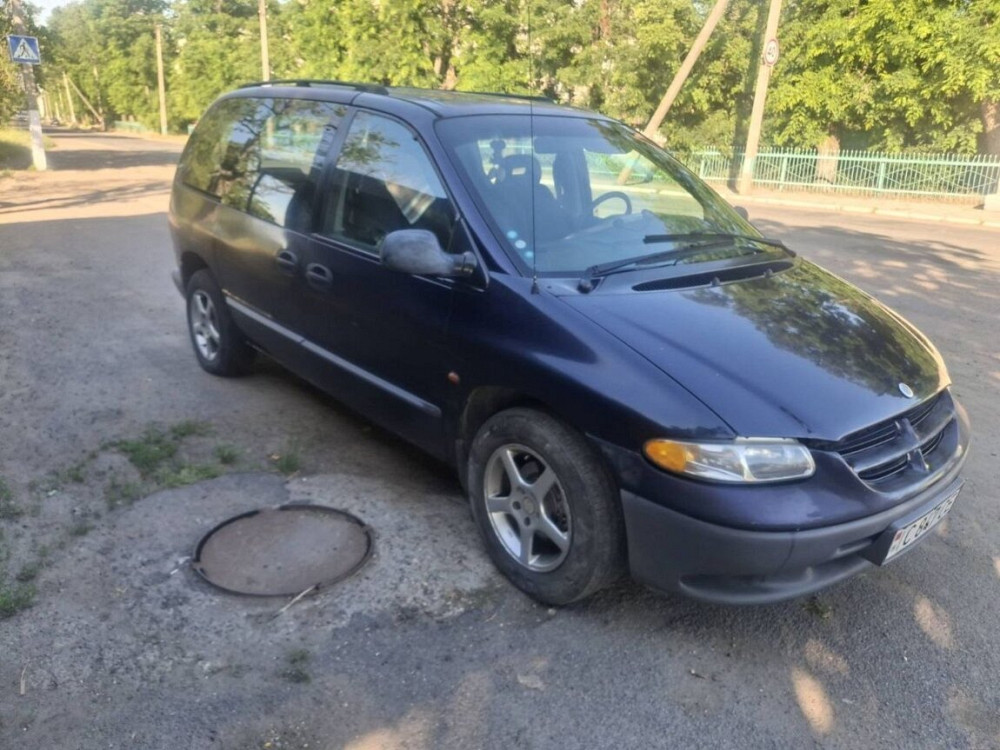 Chrysler Voyager 1997 год Бендеры Бендеры - изображение 5