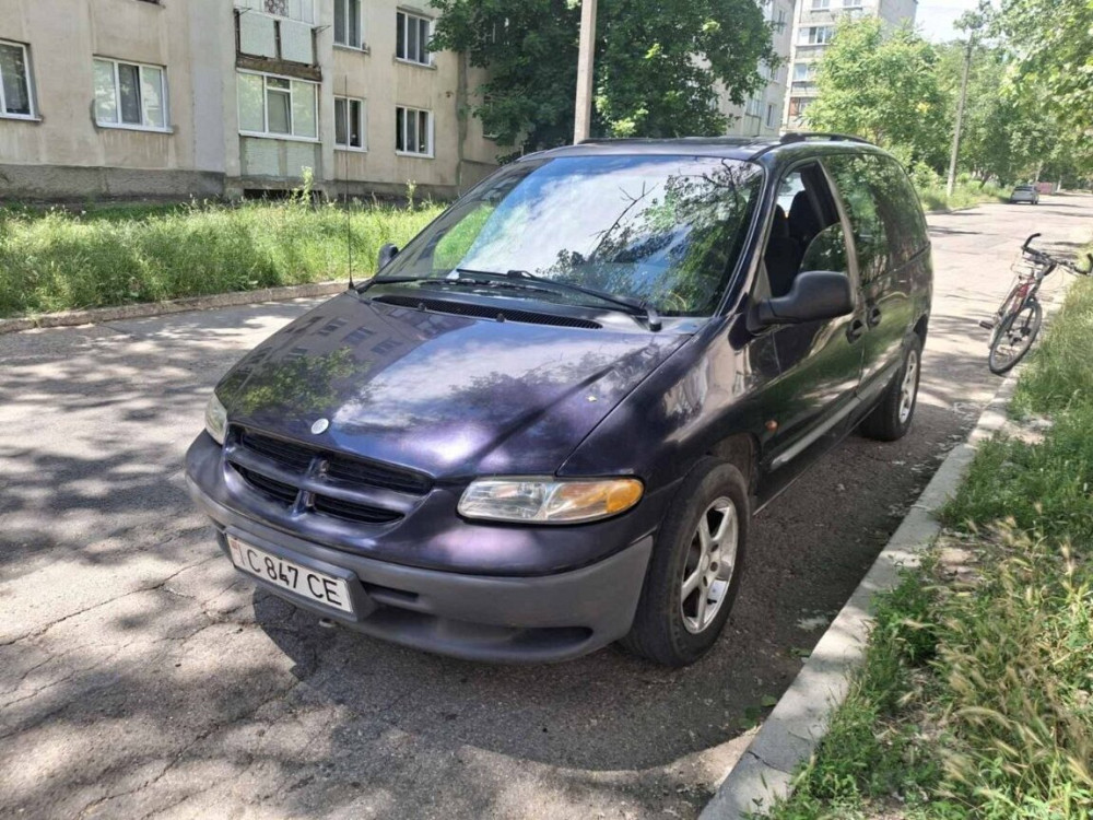 Chrysler Voyager 1997 год Бендеры Бендеры - изображение 4