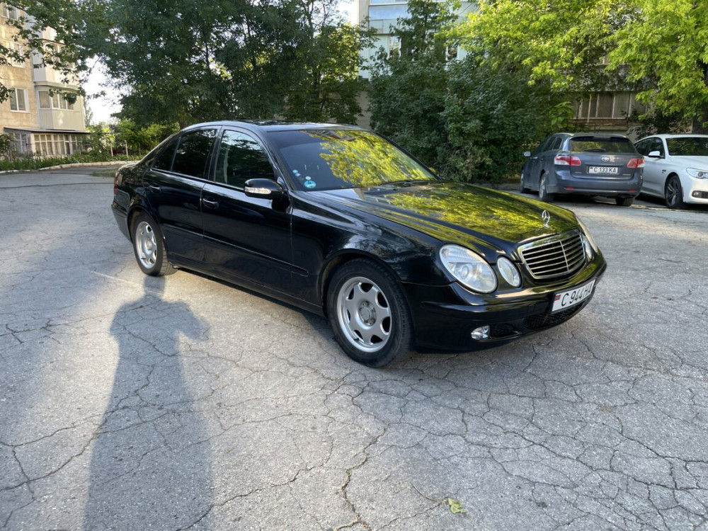 Mercedes E-Class 2004 an Tiraspol Tiraspol - fotografie 4