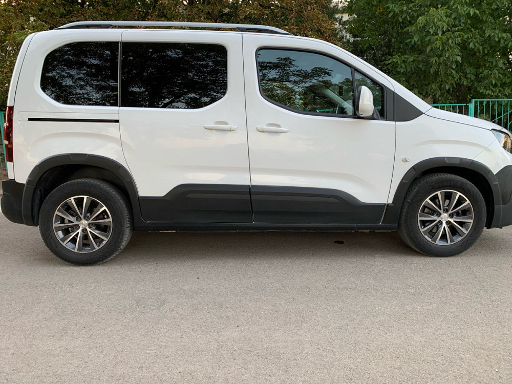 Peugeot Rifter Chişinău - fotografie 3