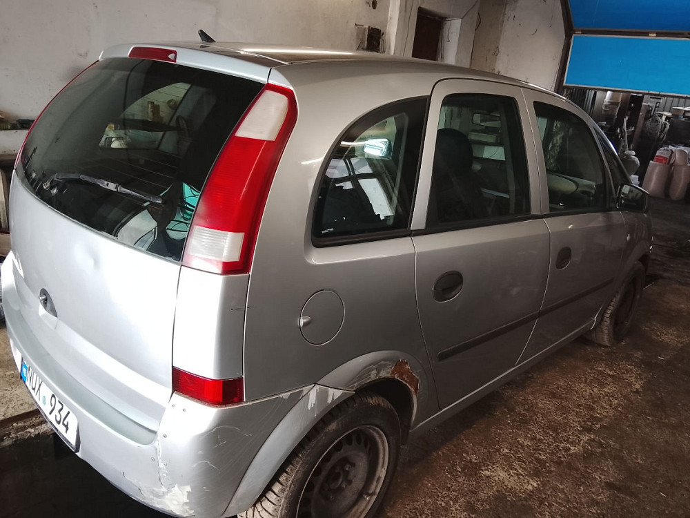 Opel Meriva 2004 год Резина Резина - изображение 5