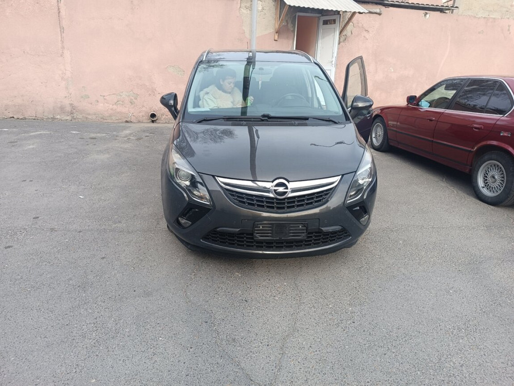Opel Zafira 2015 год Каменка Каменка - изображение 1