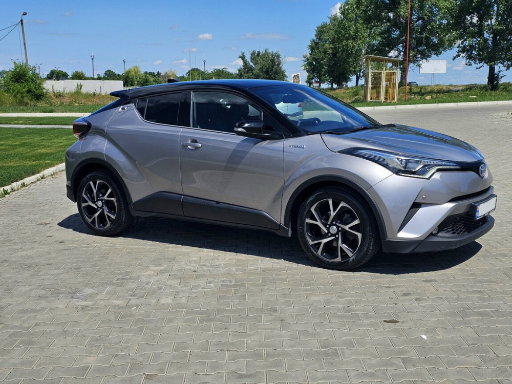 Toyota C-HR 2017 год Тирасполь Тирасполь - изображение 3