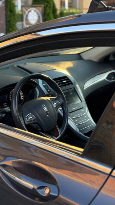 Lincoln MKZ 2013 an Tiraspol Tiraspol - fotografie 2