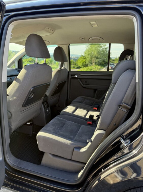 Volkswagen Touran 2011 год Кишинёв Кишинёв - изображение 8