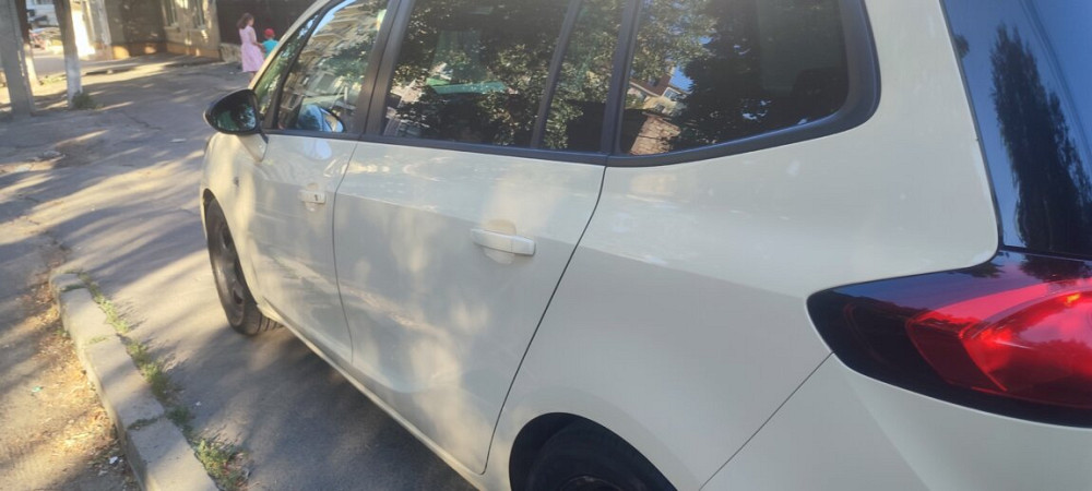 Opel Zafira 2019 an Chişinău Chişinău - fotografie 1