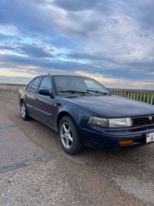 Nissan Maxima 1993 год Тирасполь Тирасполь - изображение 4