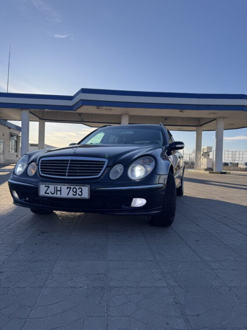 Mercedes E-Class 2003 год Бендеры Бендеры - изображение 1