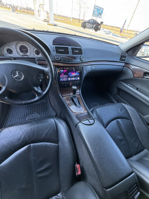 Mercedes E-Class 2003 год Бендеры Бендеры - изображение 5