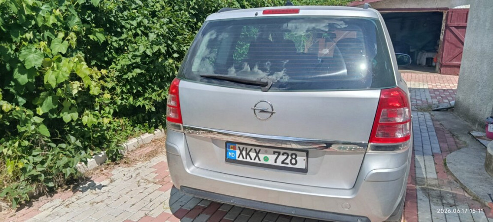 Opel Zafira 2009 an Tiraspol Tiraspol - fotografie 6