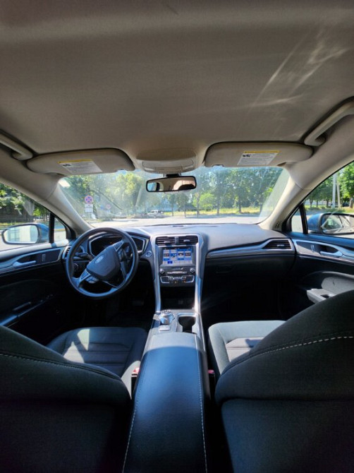 Ford Fusion 2019 an Bender Bender - fotografie 2